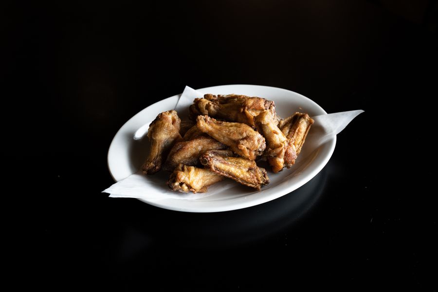 Plate of fried chicken pieces